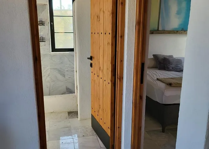 Stone House With Pool Dom wakacyjny Muğla