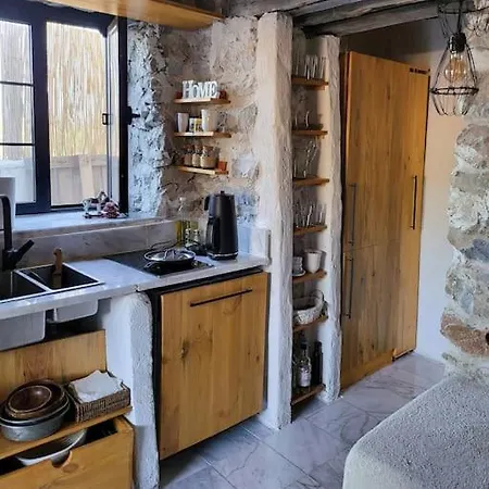 Stone House With Pool 무글라