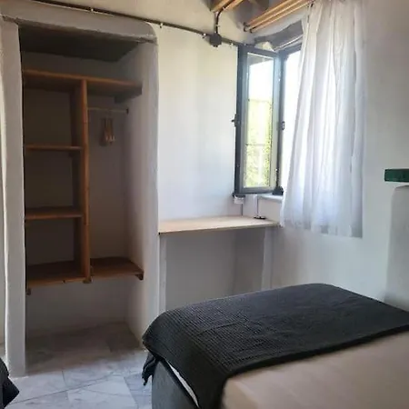 Stone House With Pool 무글라